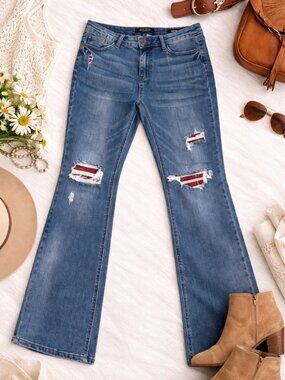 Judy Blue Bootcut Jeans Size 11/30 Distressed Mid Rise Stretch